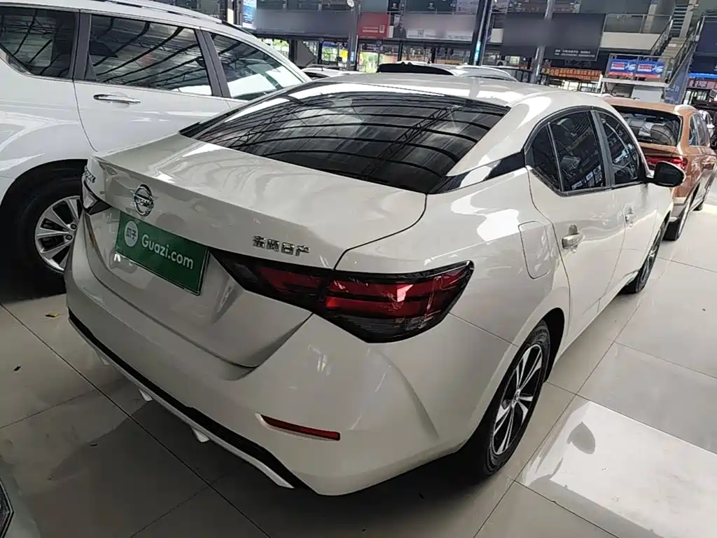 Nissan Sylphy — миниатюра 7
