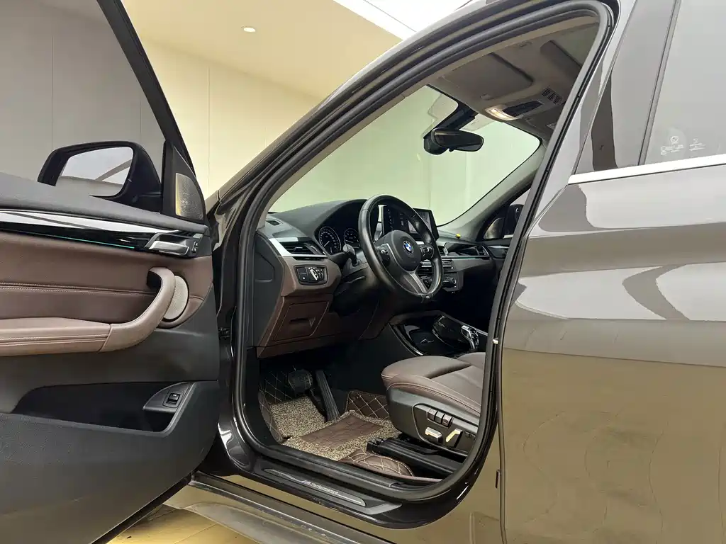 BMW X1 — миниатюра 14