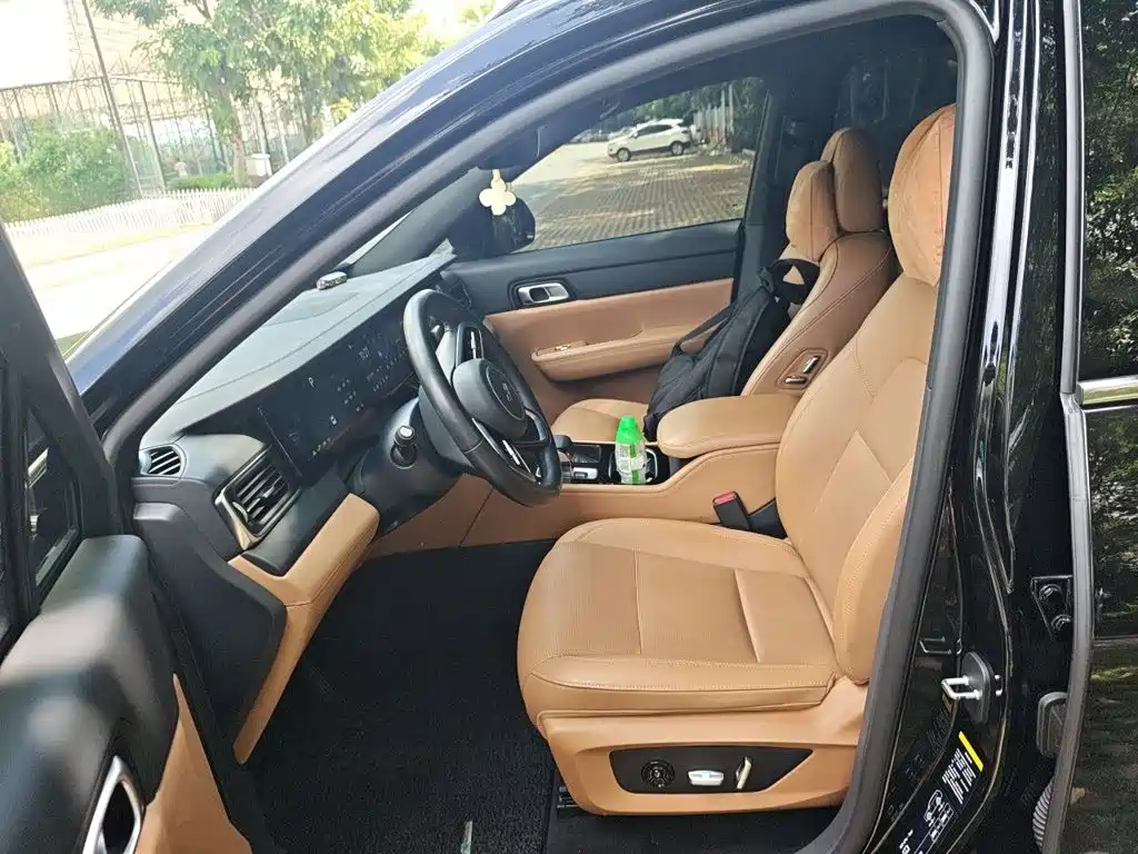 Li Auto Li ONE — миниатюра 11