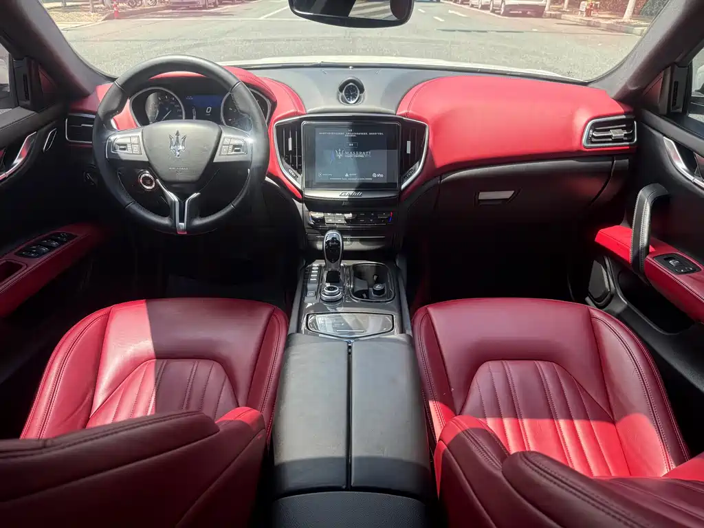 Maserati Ghibli — фотографии объявления, Фото 14