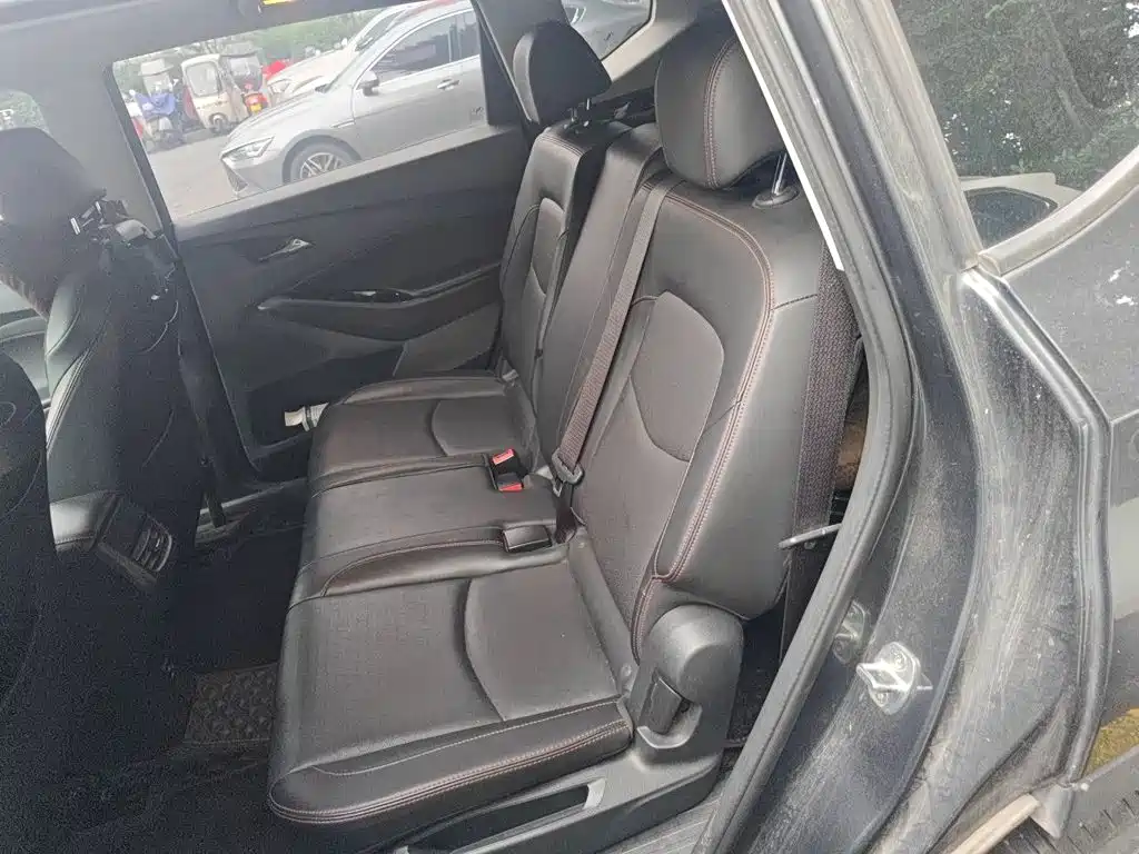 Chevrolet Volando — миниатюра 18