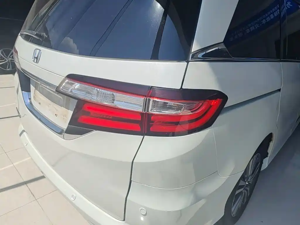 Honda Odyssey — миниатюра 8