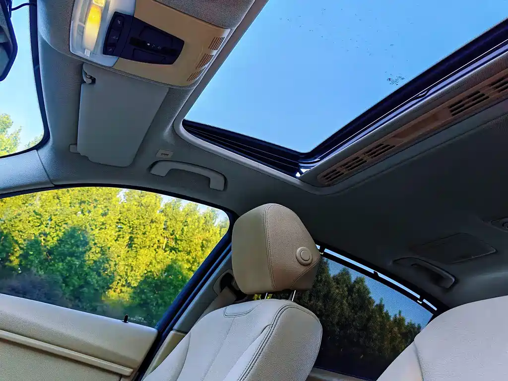 BMW 3 Series — миниатюра 24