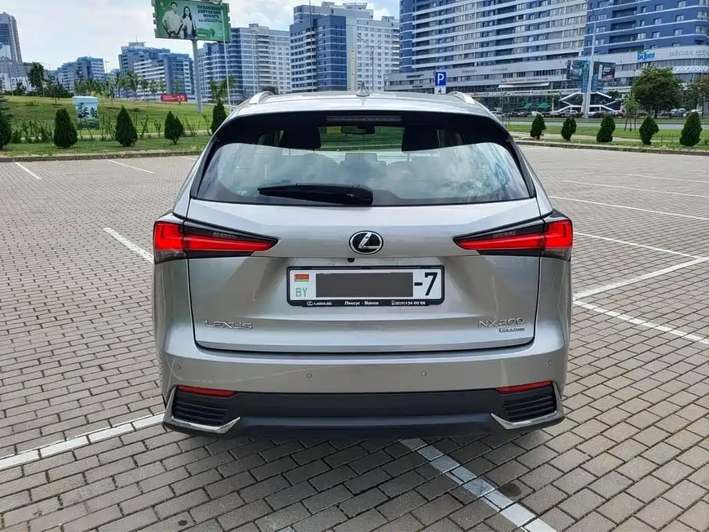 Lexus NX — миниатюра 5