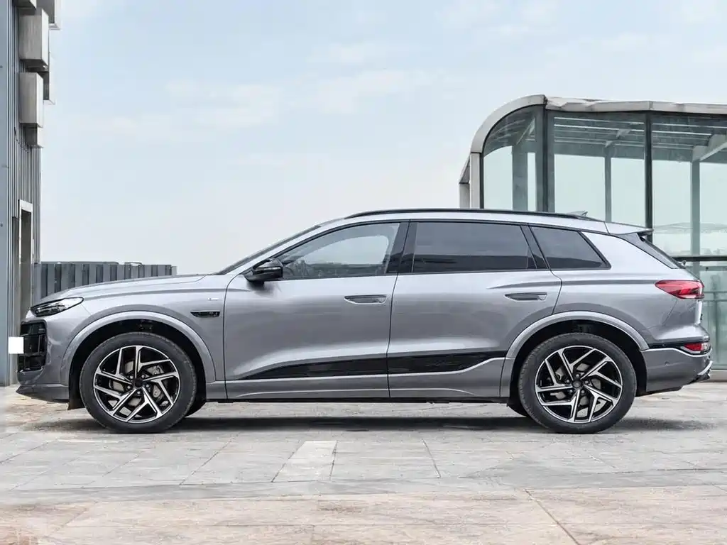 Audi Q6L e-tron — миниатюра 8