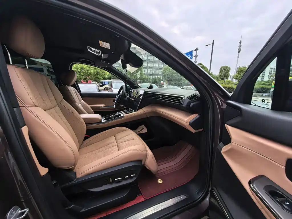 NIO ES8 — миниатюра 13