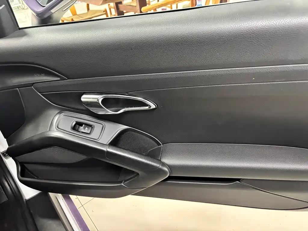 Porsche Boxster — миниатюра 12