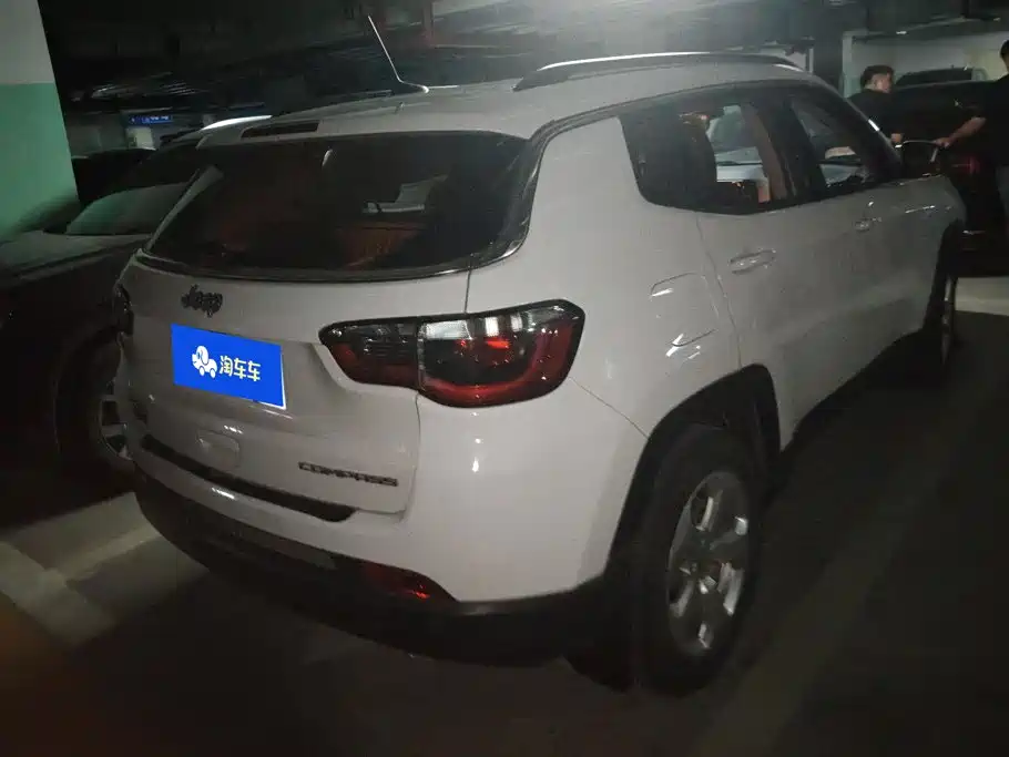 Jeep Compass — миниатюра 3