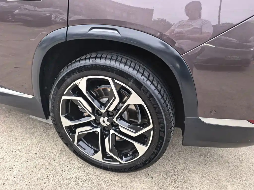 NIO ES8 — миниатюра 15