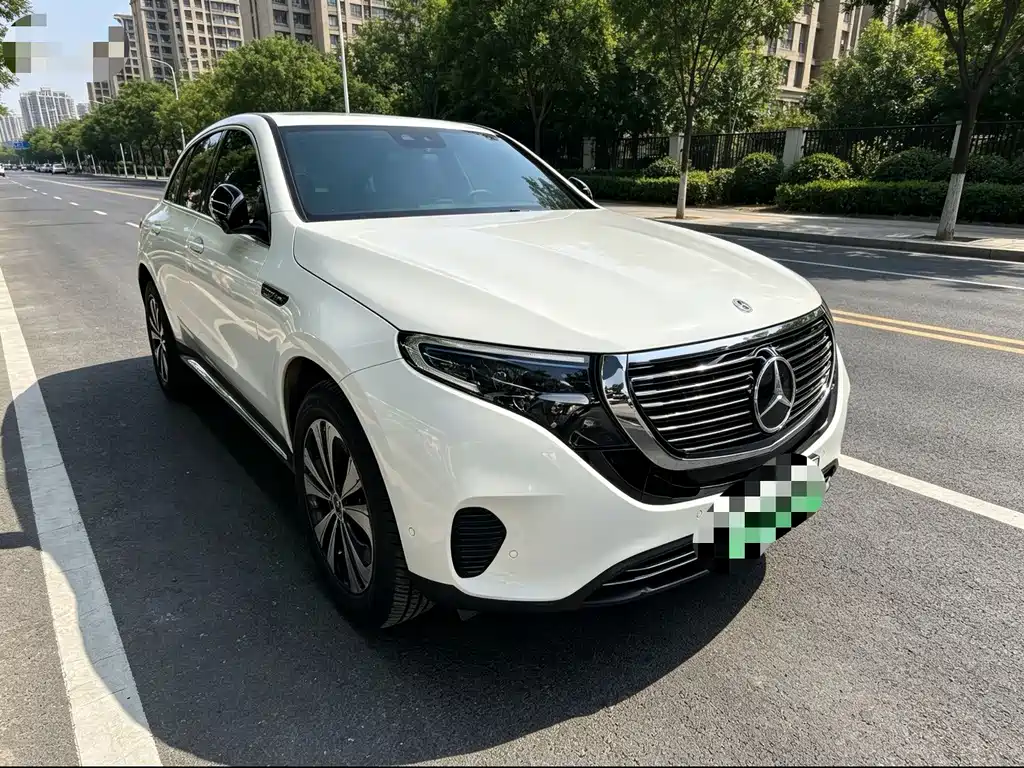 Mercedes-Benz EQC — миниатюра 3
