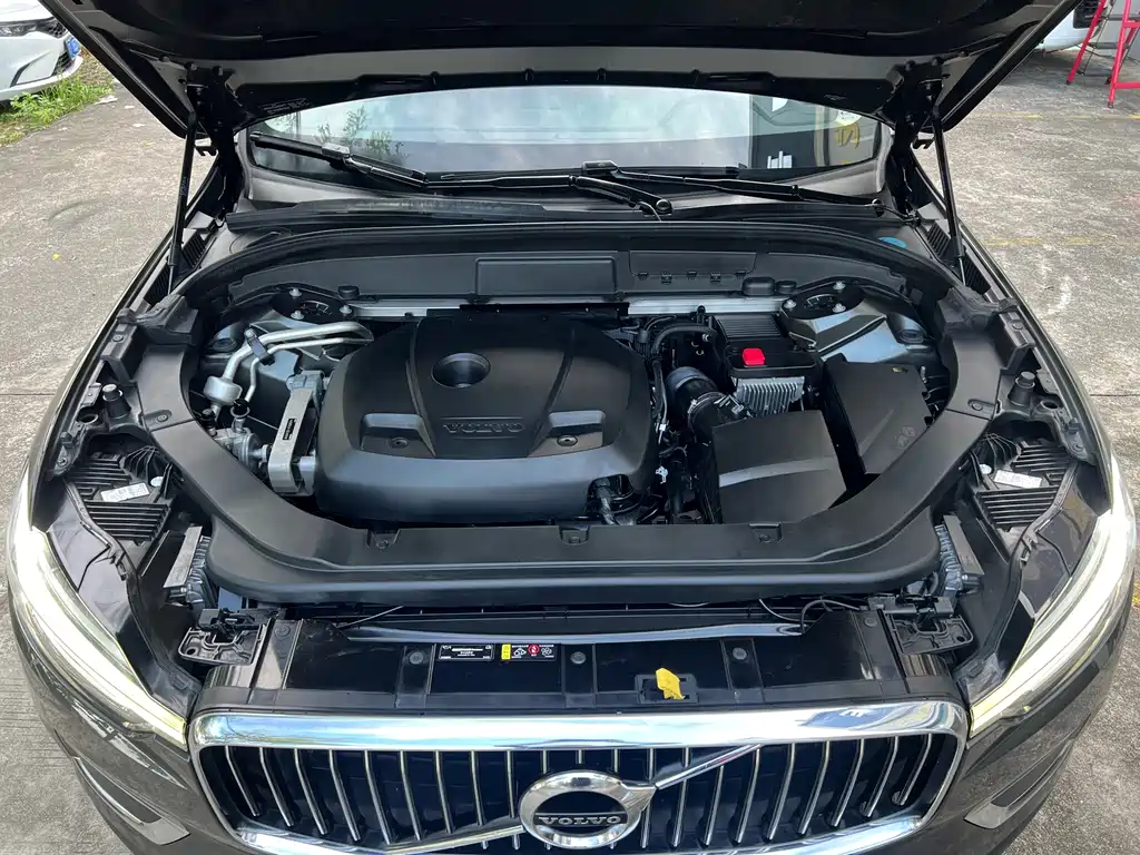 Volvo XC60 — миниатюра 9