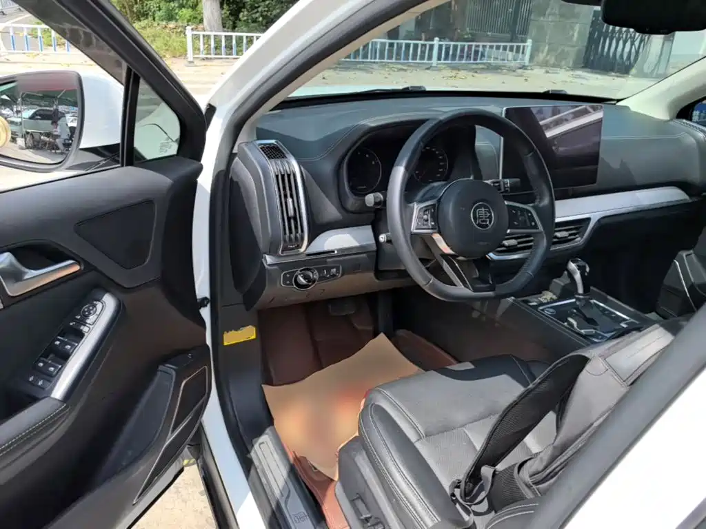 BYD Tang — миниатюра 16