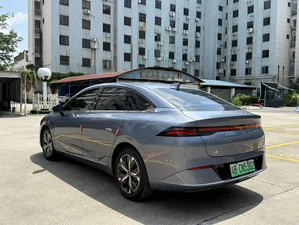 XPeng P5 — миниатюра 6