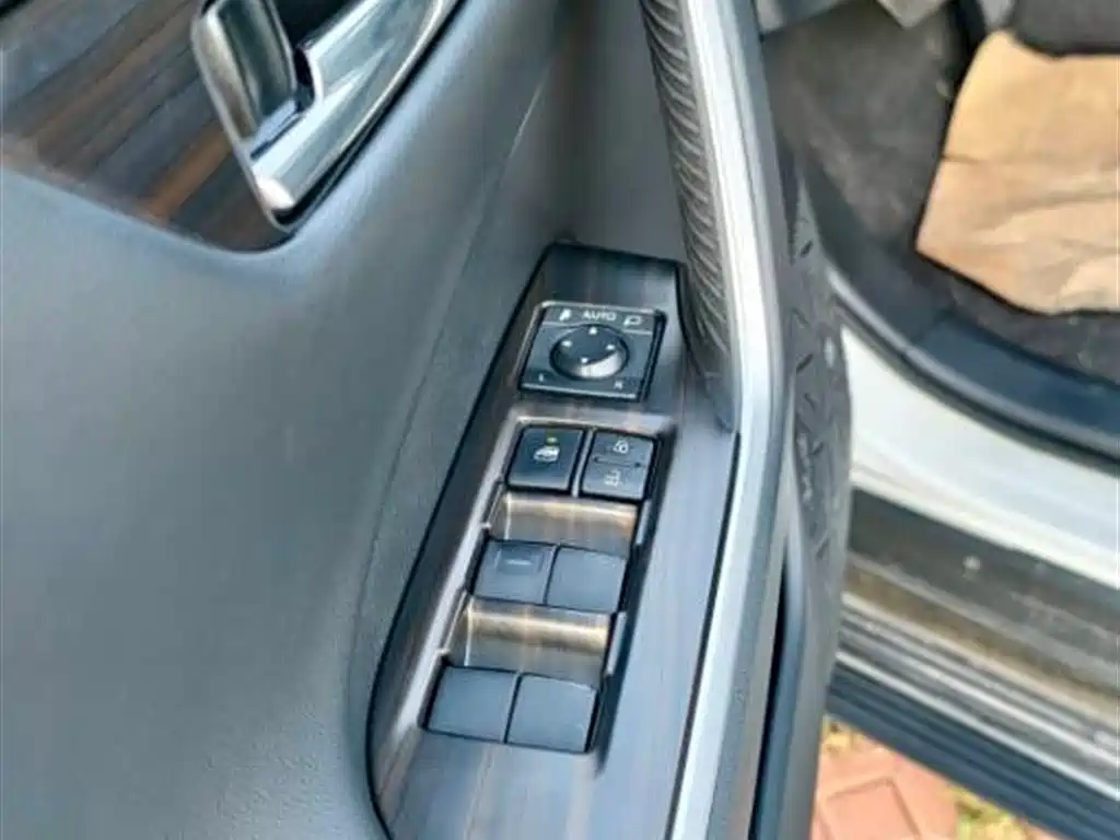 Toyota RAV4 2022 2.0L CVT Plus