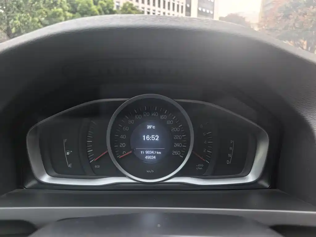 Volvo S60 — миниатюра 16