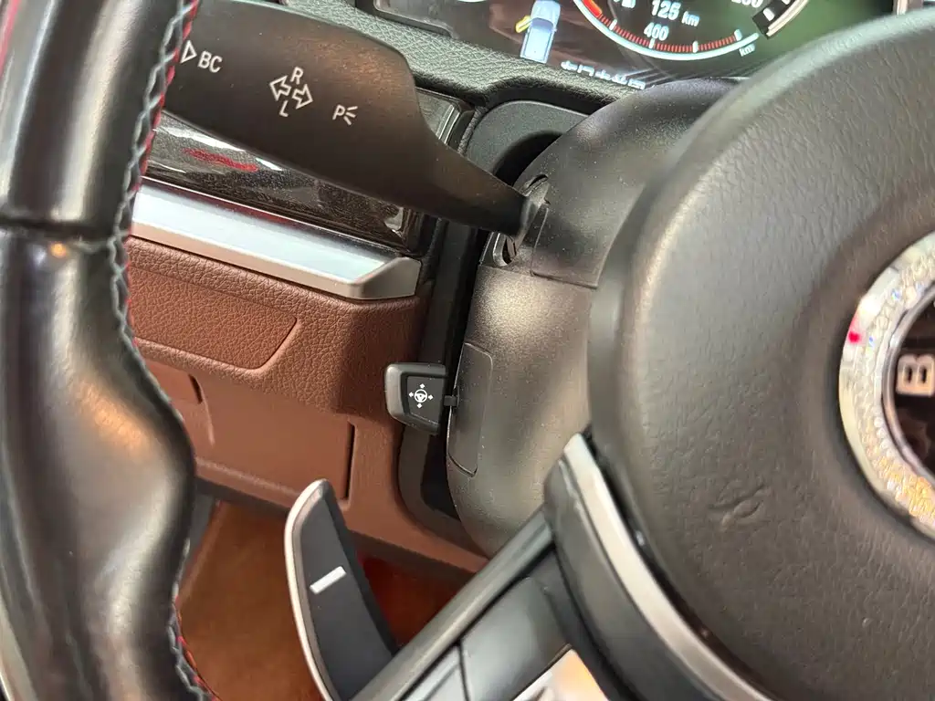 BMW 5 Series GT — миниатюра 10