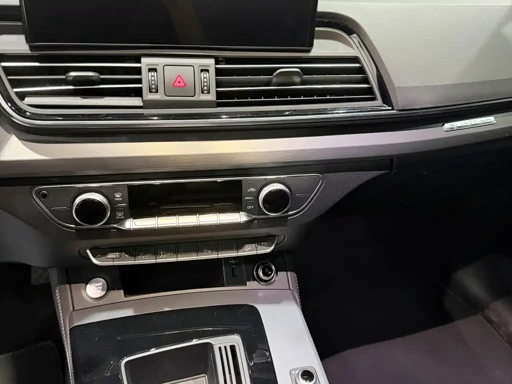 Audi Q5L id 4674464 из Китая 10