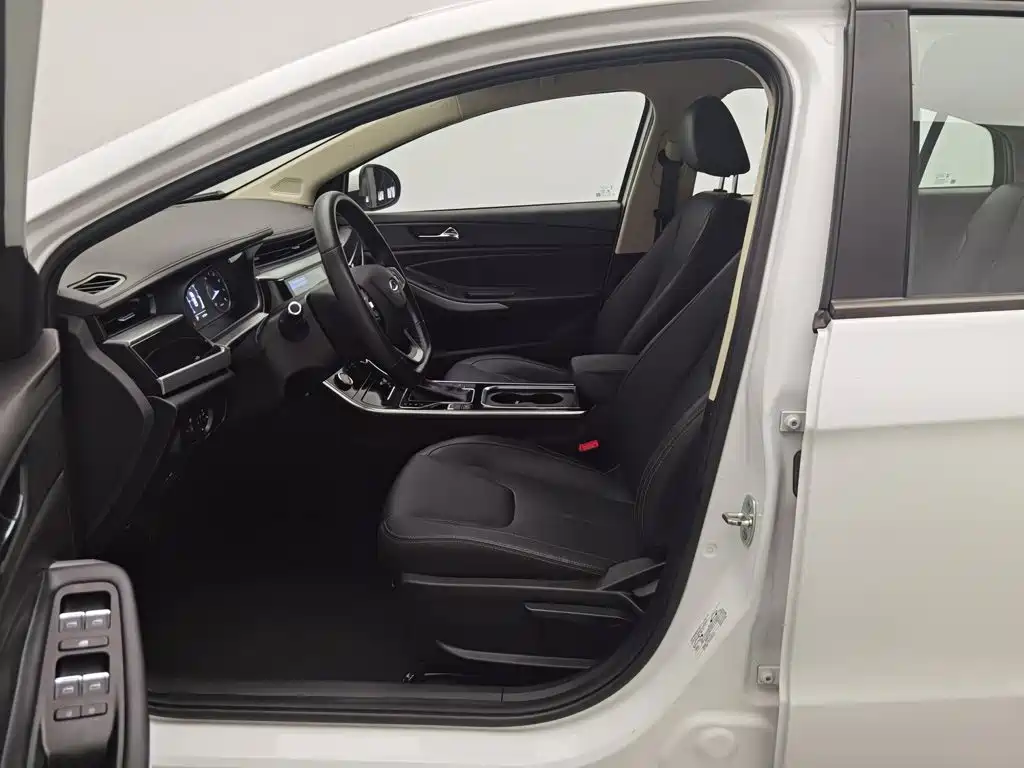 Chery Arrizo 5 — миниатюра 10