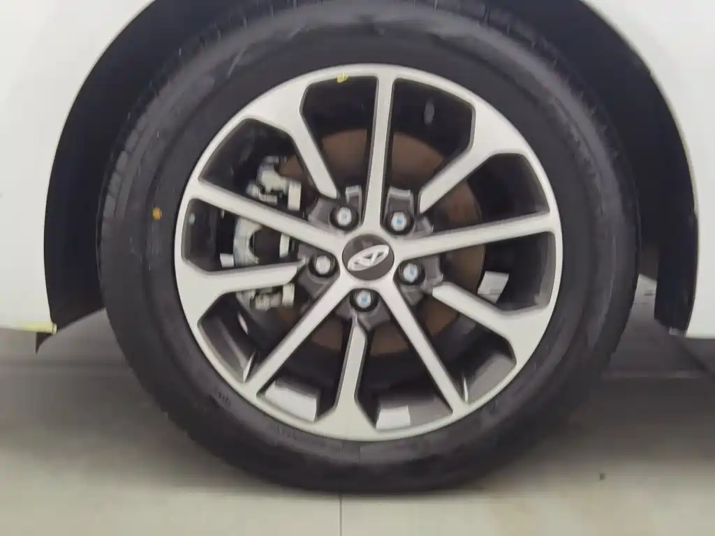 Chery Arrizo 5 — миниатюра 17
