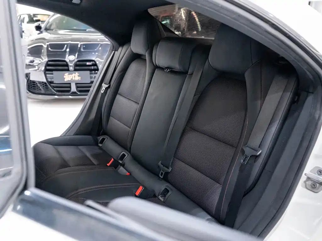Mercedes-Benz CLA AMG — миниатюра 15
