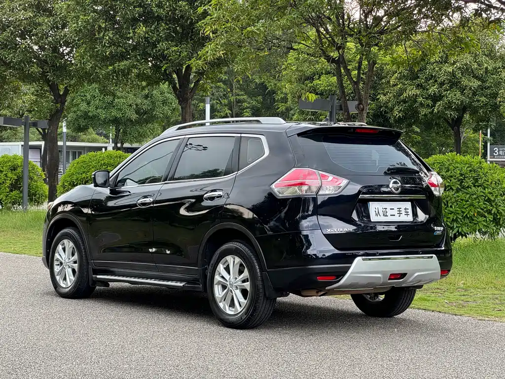 Nissan X-Trail — миниатюра 5