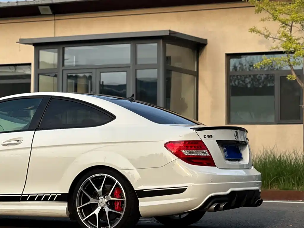 Mercedes-Benz C-Class AMG — миниатюра 10