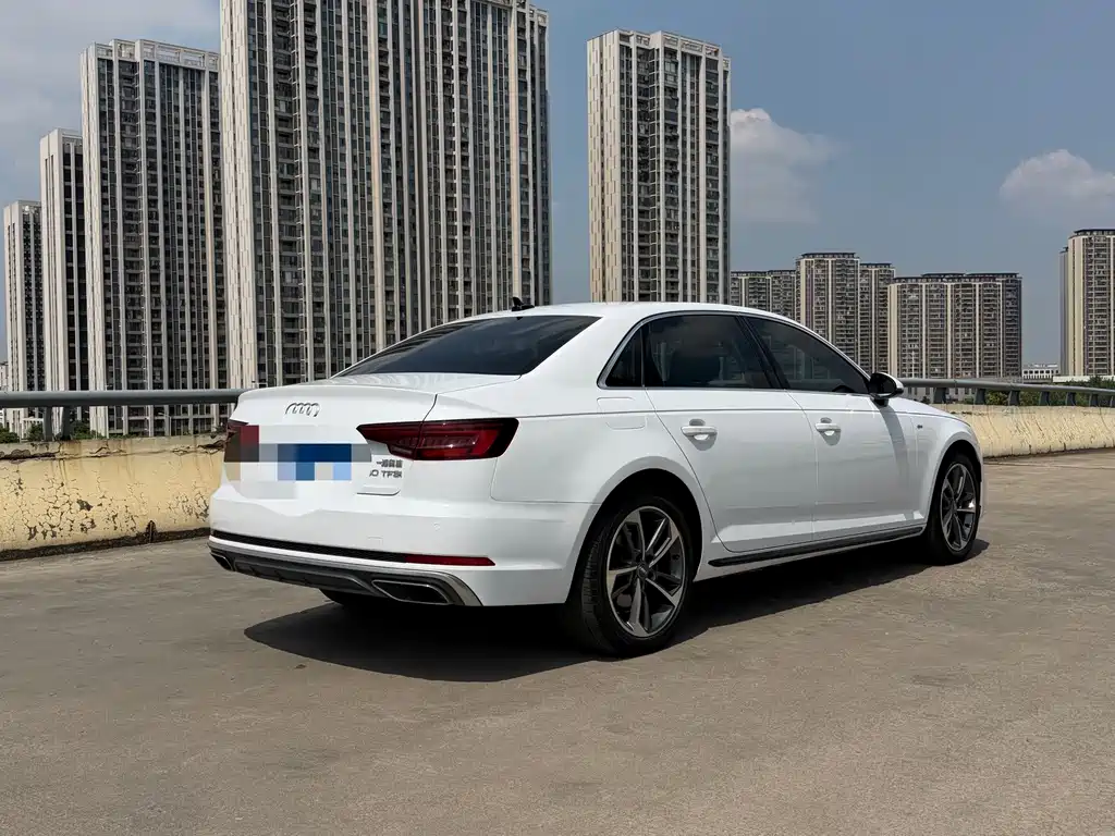 Audi A4L — миниатюра 13