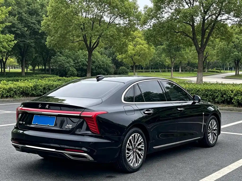 Hongqi Hongqi H5 — миниатюра 9