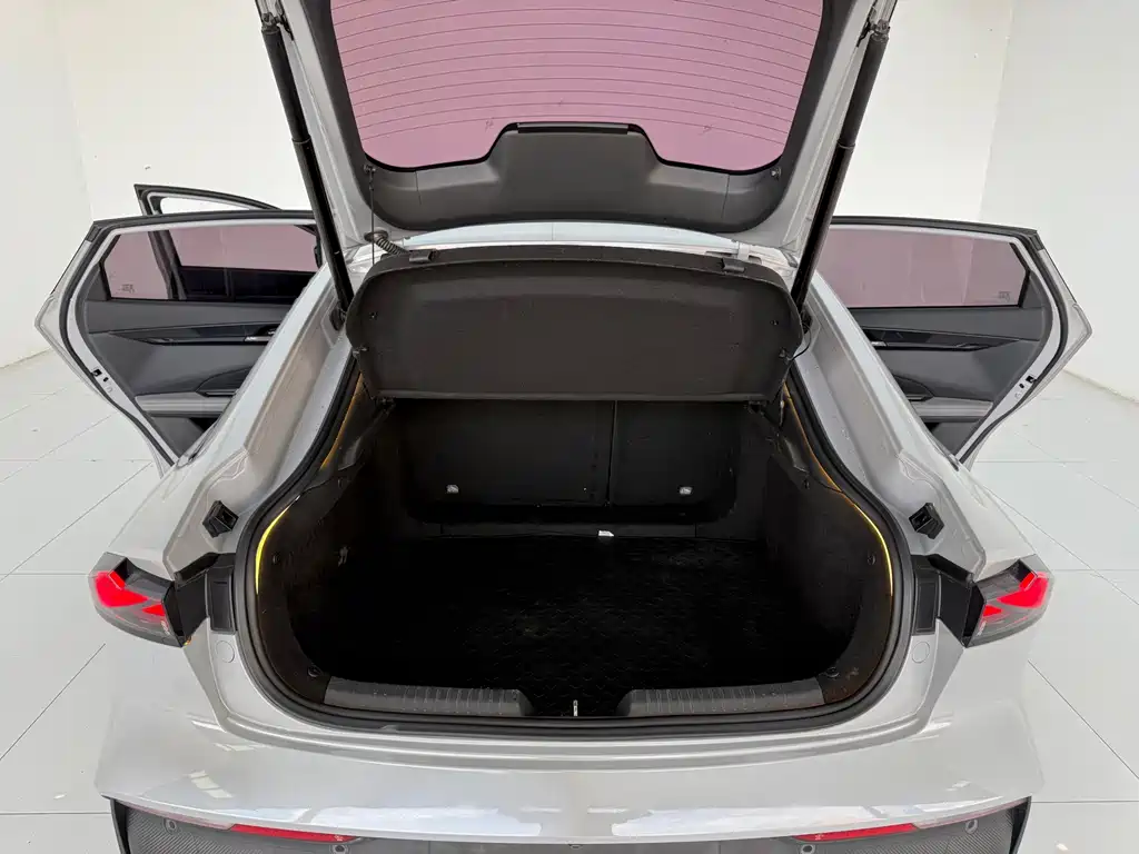Changan UNI-V 1.5T Smart Navigator Type, фото 14