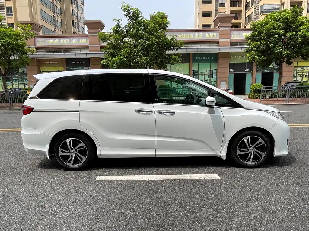 Honda Odyssey — миниатюра 7