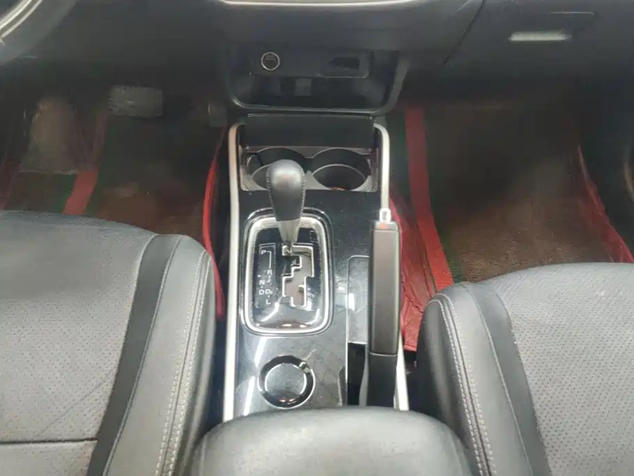 Mitsubishi Outlander — миниатюра 16