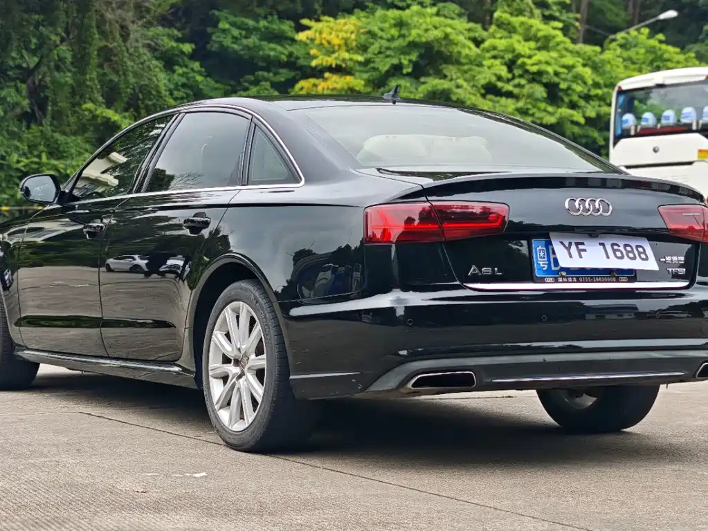 Audi A6L — миниатюра 12