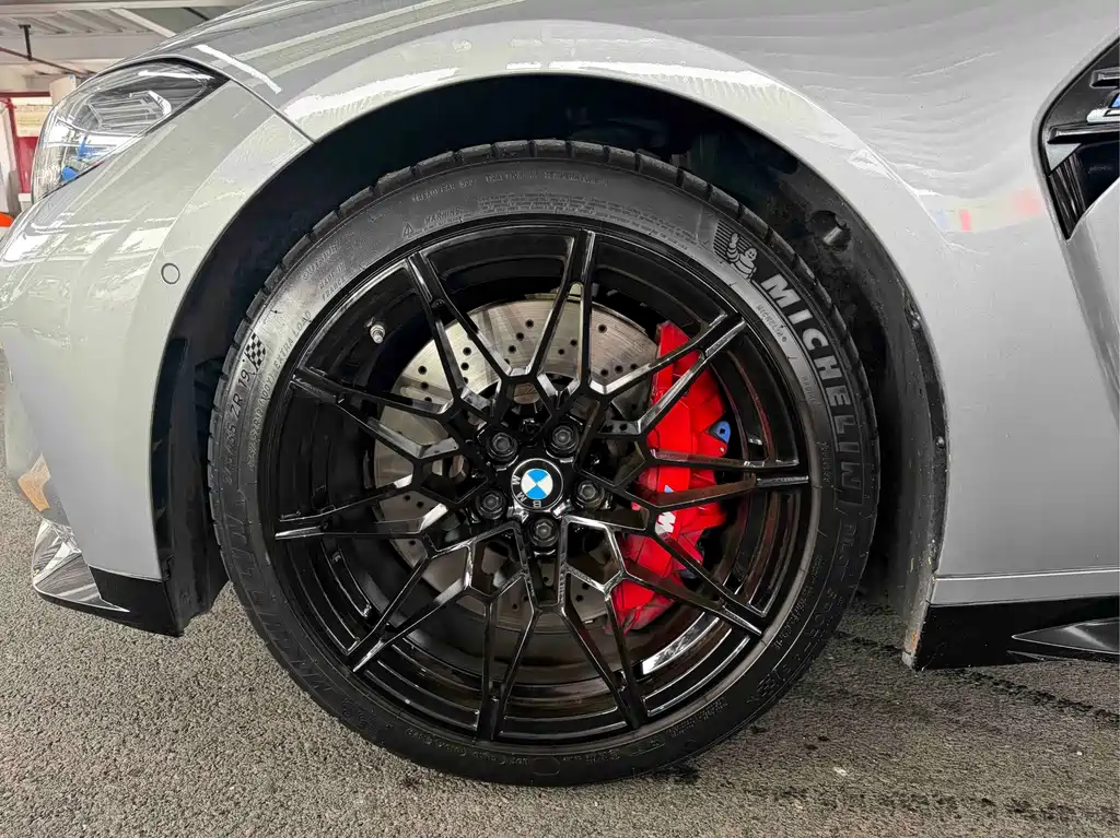 BMW M4 — миниатюра 11