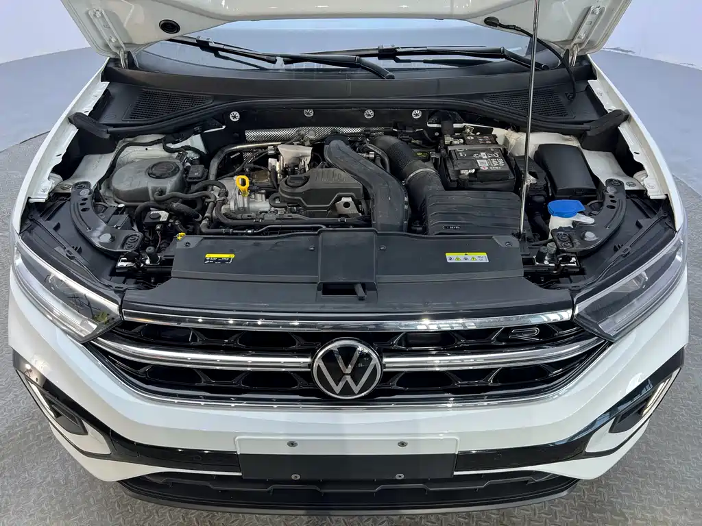 Volkswagen T-Roc — миниатюра 22