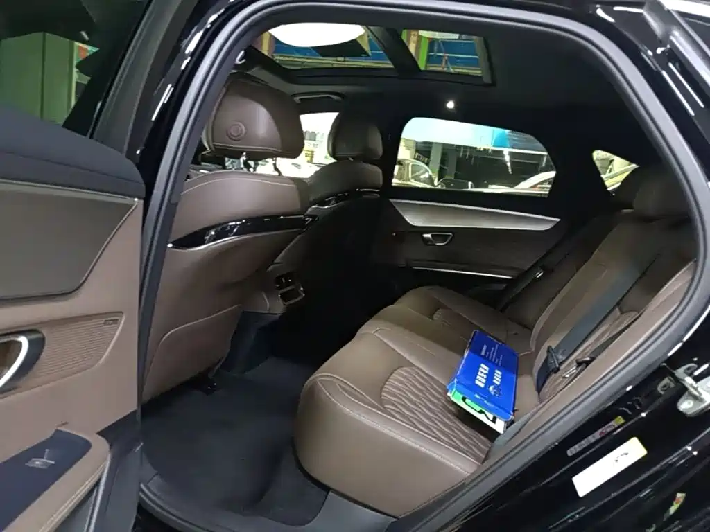 BYD Han — миниатюра 17
