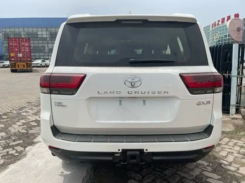 Toyota Land Cruiser 2025 4.0L AT