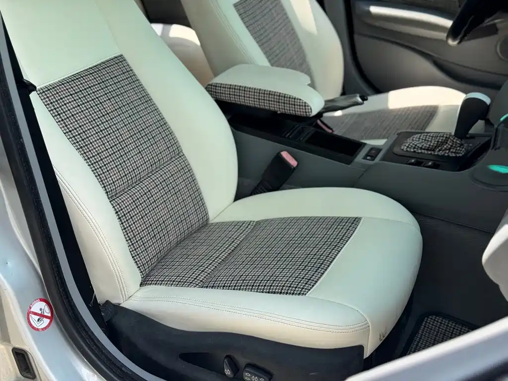 BMW 3 Series — миниатюра 14