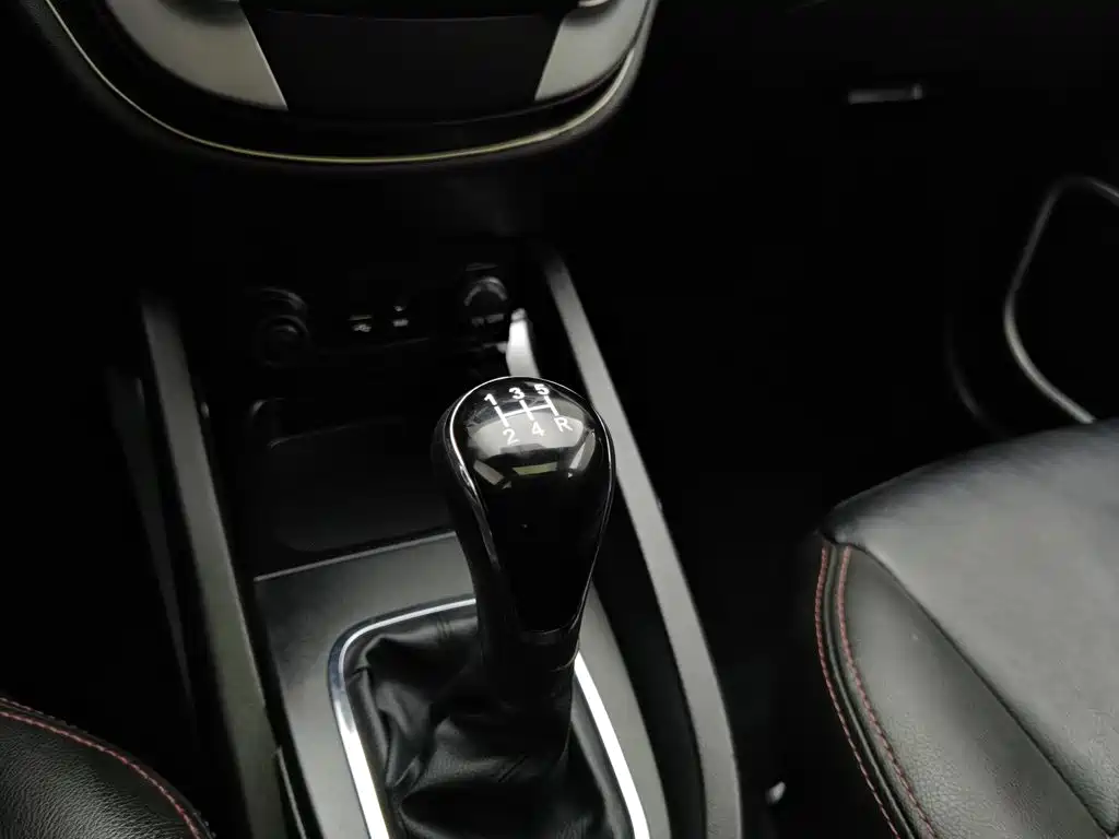 Changan CS35 — миниатюра 13