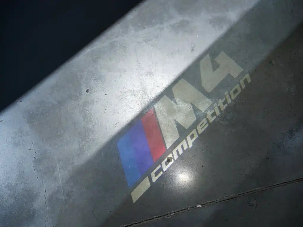 BMW M4 — миниатюра 24