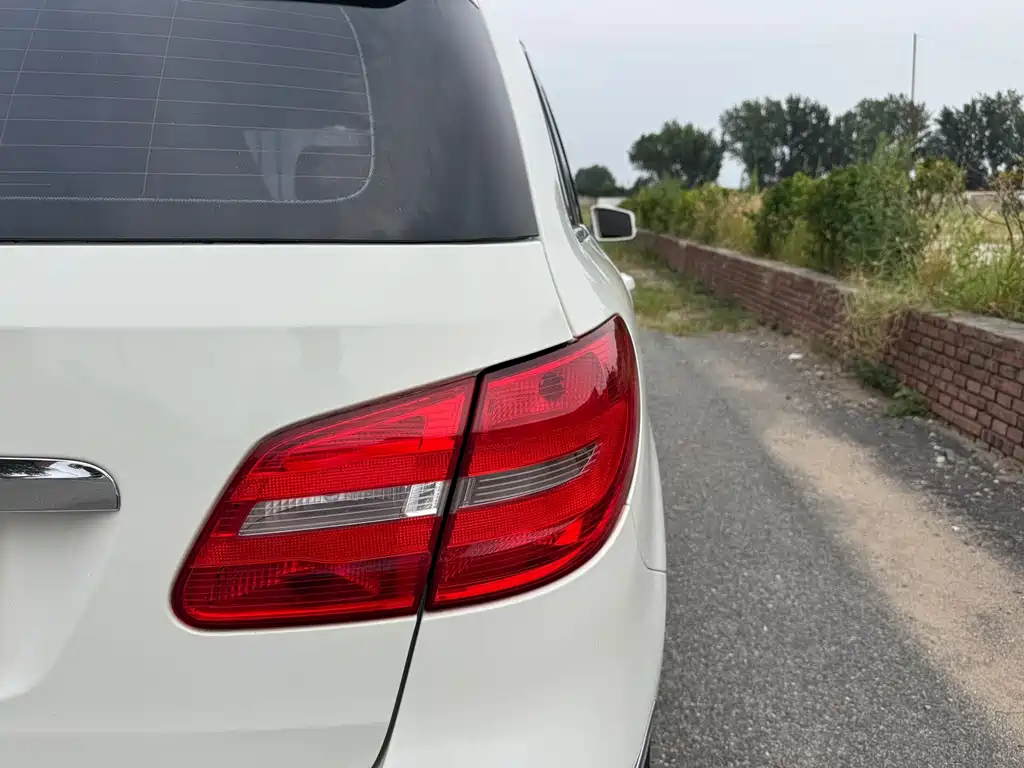 Mercedes-Benz B-Class — миниатюра 25