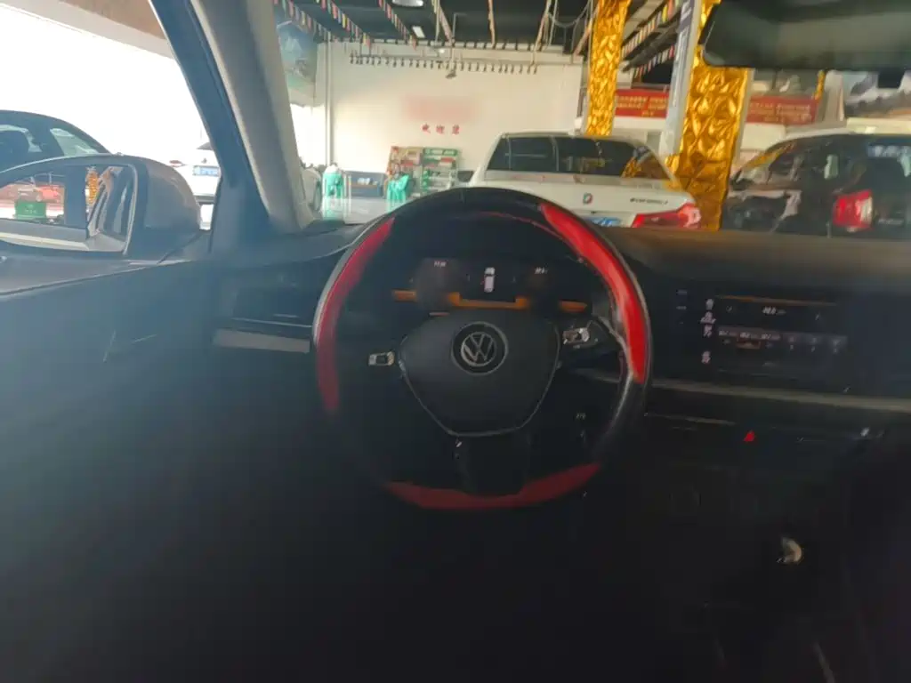 Volkswagen Lavida — миниатюра 11