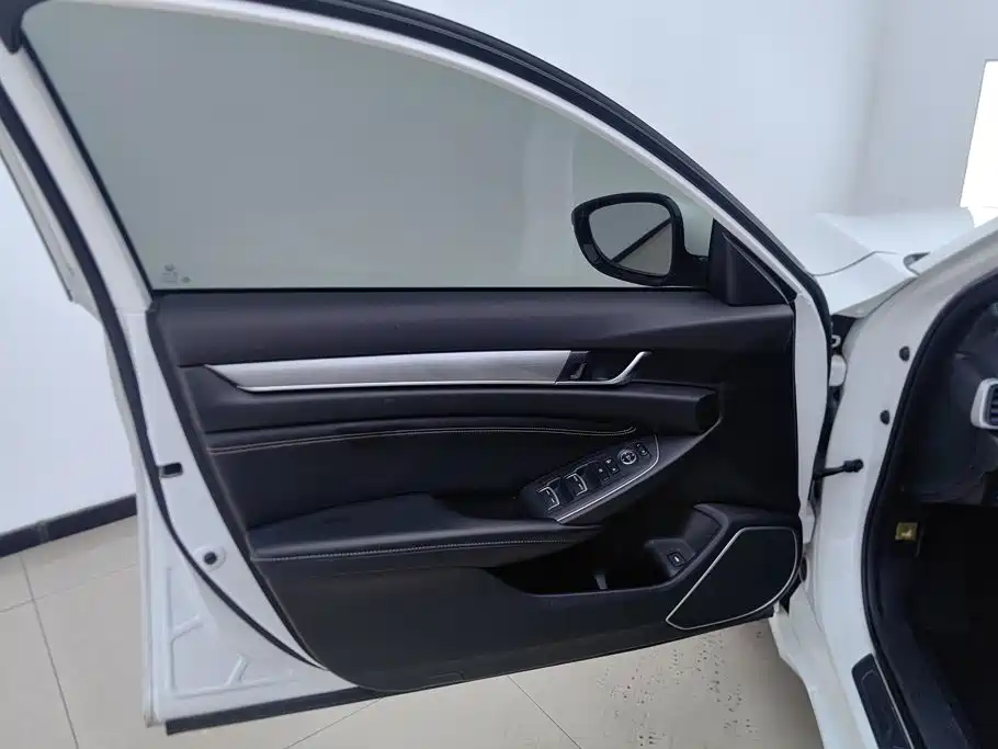 Honda Inspire — миниатюра 7