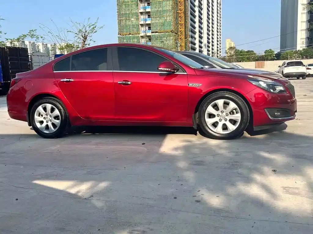 Buick Regal — миниатюра 10