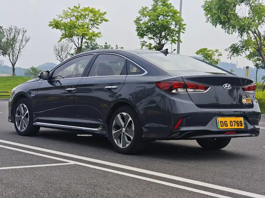 Hyundai Sonata PHEV — миниатюра 23