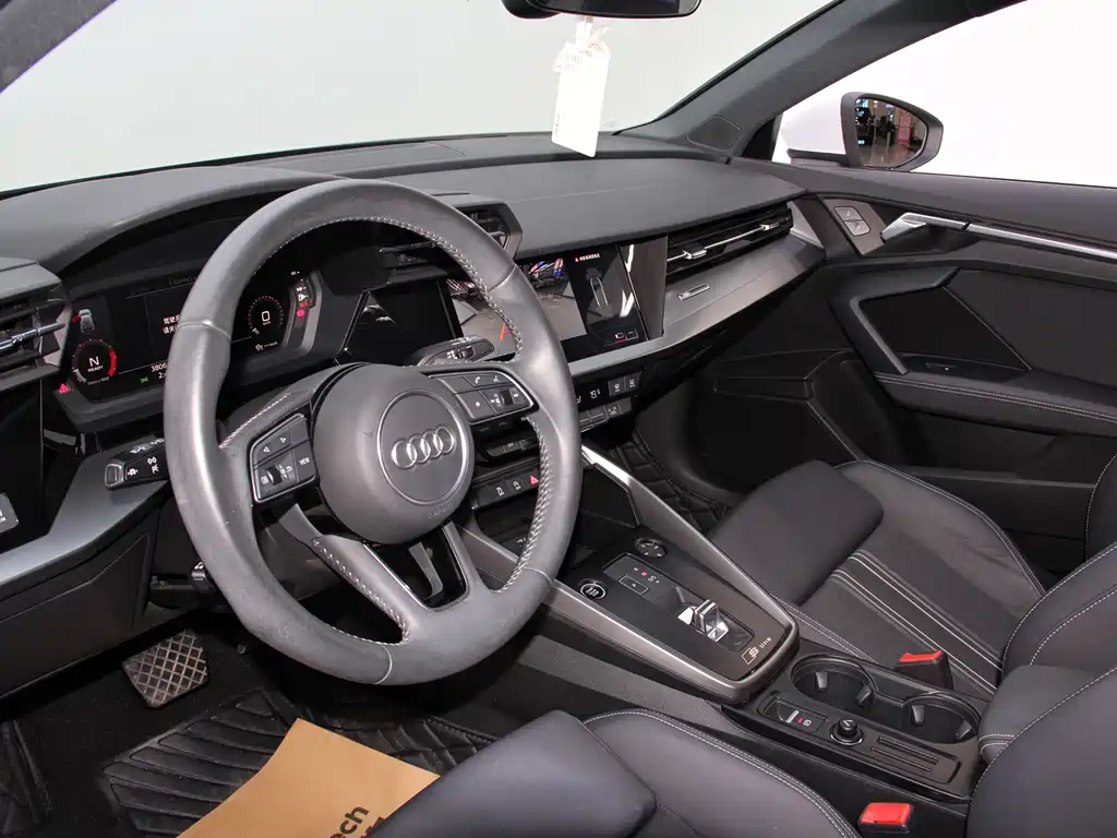 Audi A3 2022 Sportback 35 TFSI Fashion Sport