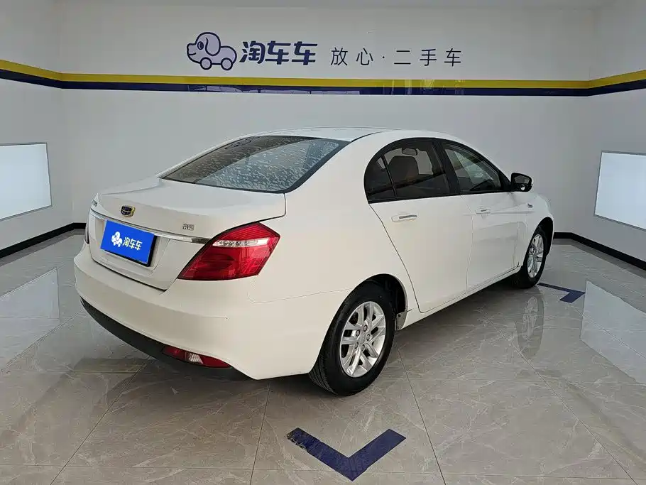 Geely Emgrand — миниатюра 3