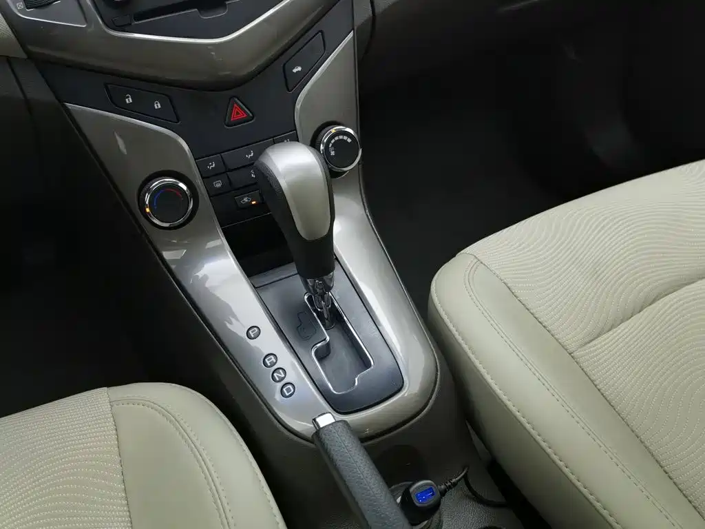 Chevrolet Cruze — миниатюра 13
