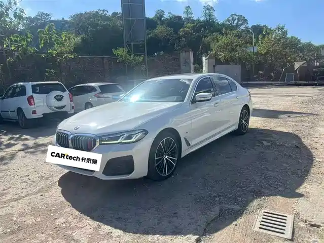 BMW  5 SERIES 2021