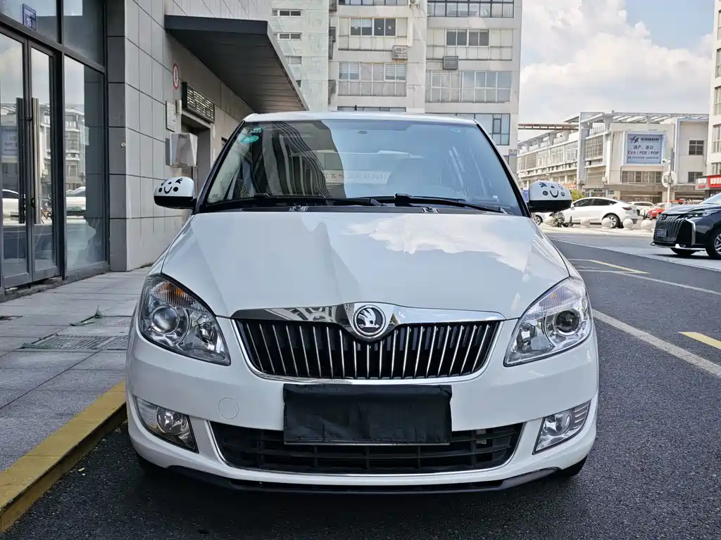 Skoda Fabia — миниатюра 2