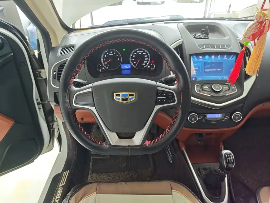 Geely King Kong — миниатюра 11